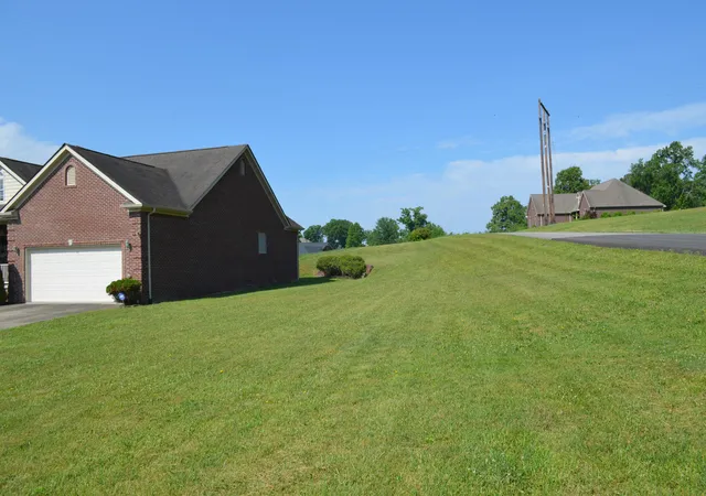 Homes for sale in Corbin, KY | 270 Wildwood Dr, Corbin, KY 40701 | MLS# 26011785