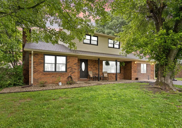 Homes for sale in Somerset, KY | 3706 Hickory Hill Dr, Somerset, KY 42503 | MLS# 26011769