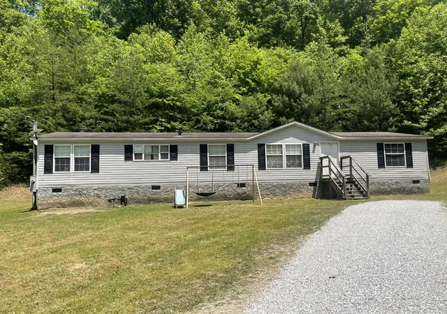 Homes for sale in Barbourville, KY | 1510 Goodin Creek Rd, Barbourville, KY 40906 | MLS# 26014780