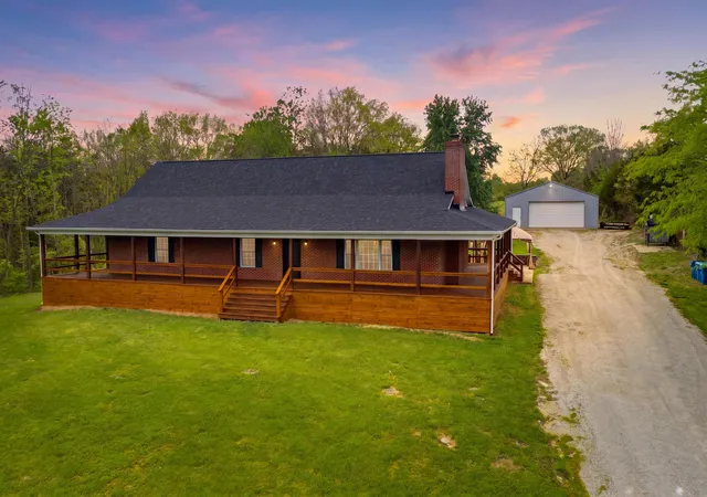 Homes for sale in Lawrenceburg, KY | 1380 Rice Rd, Lawrenceburg, KY 40342 | MLS# 26011842