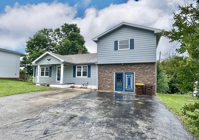 Homes for sale in Somerset, KY | 315 Randolph St, Somerset, KY 42501 | MLS# 26011872
