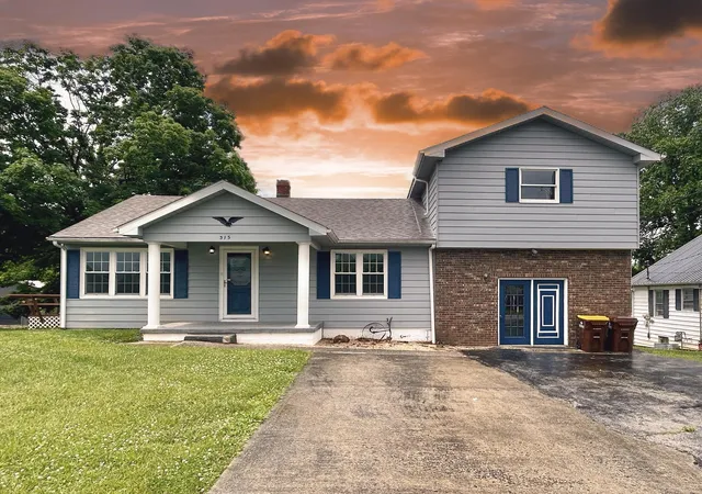 Homes for sale in Somerset, KY | 315 Randolph St, Somerset, KY 42501 | MLS# 26011872