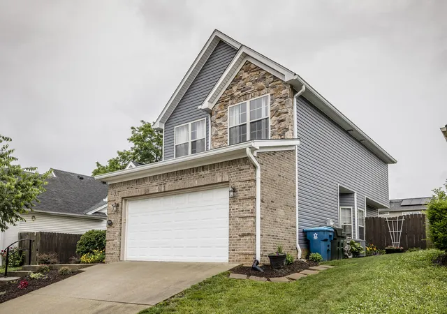 Homes for sale in Georgetown, KY | 129 Felix St, Georgetown, KY 40324 | MLS# 26012082