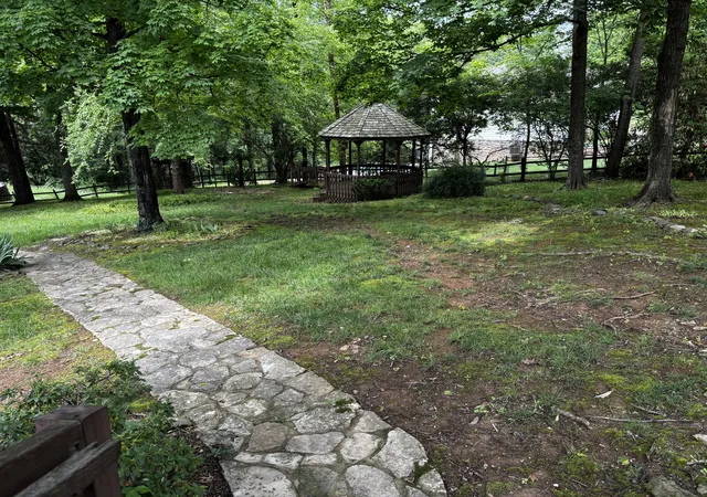 Photo 3 of Single family home for sale at 1119 Deer Hvn Dr, Frankfort, KY 40601 | MLS# 26011928 | Listing updated on 2026-07-16