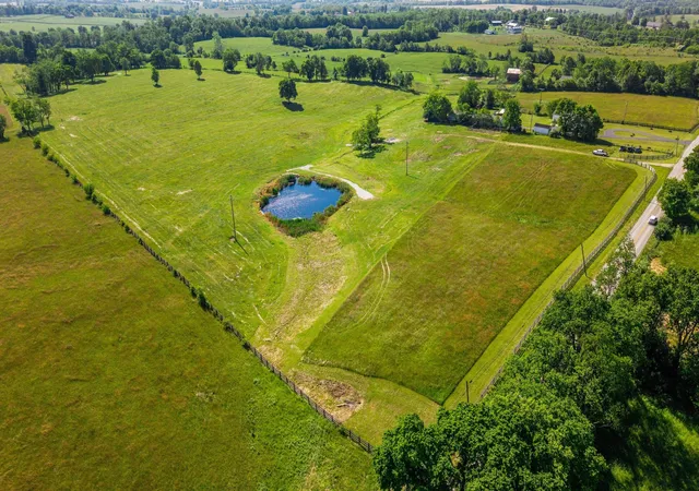 4th image of 2083 Clintonville Rd, Paris, KY 40361 | MLS# 26011942