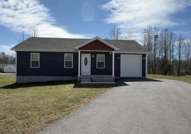 Homes for sale in Corbin, KY | 859 Holly Grove Rd, Corbin, KY 40701 | MLS# 26011977