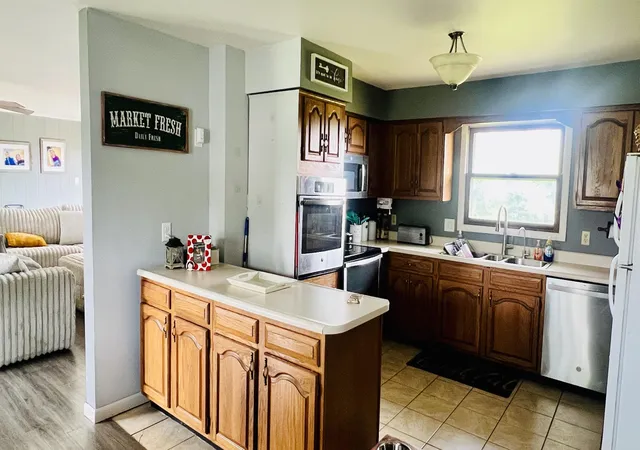 Photo 3 of Sale Pending at 310 Royal Dr, London, KY 40744 | MLS# 26012218 | Listing updated on 2026-07-27