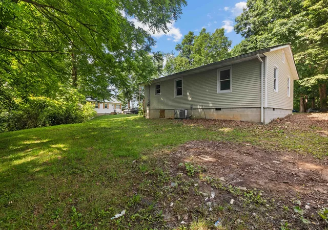 Homes for sale in London, KY | 231 Sowder Ln, London, KY 40741 | MLS# 26011945