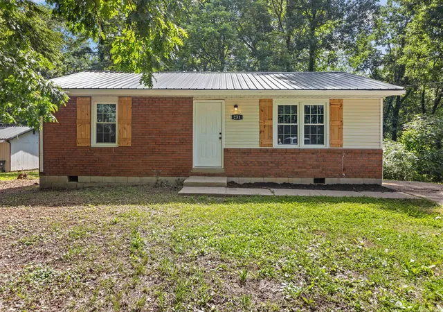 Homes for sale in London, KY | 231 Sowder Ln, London, KY 40741 | MLS# 26011945