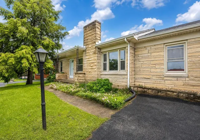 4th image of 3970 Lexington Rd, Paris, KY 40361 | MLS# 26012009