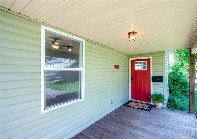 Homes for sale in Lawrenceburg, KY | 314 E Court St, Lawrenceburg, KY 40342 | MLS# 26012025