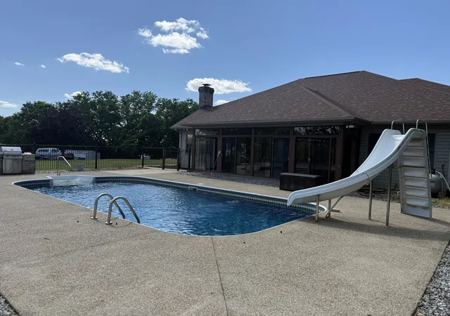 1st image of 334 Adams Hill Dr, Richmond, KY 40475 | MLS# 26011964