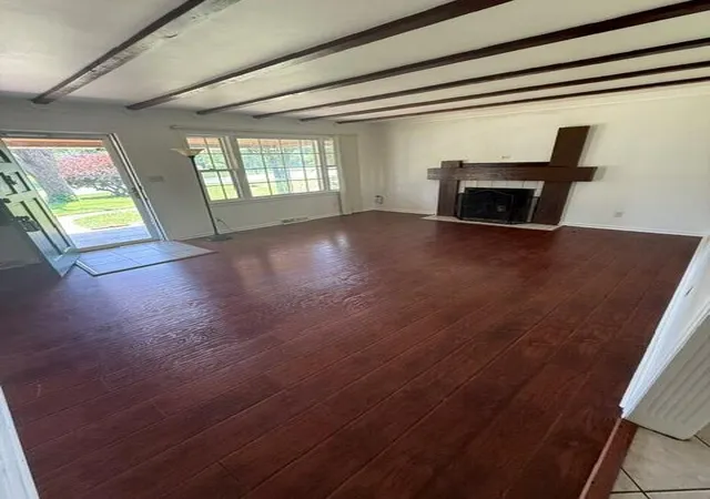 Photo 3 of Sale Pending at 201 Wilson Downing Rd, Lexington, KY 40517 | MLS# 26012000 | Listing updated on 2026-08-23
