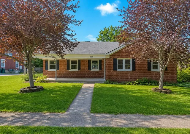 Photo 1 of Sale Pending at 208 N Lewis Ct, Georgetown, KY 40324 | MLS# 26018429 | Listing updated on 2026-09-25