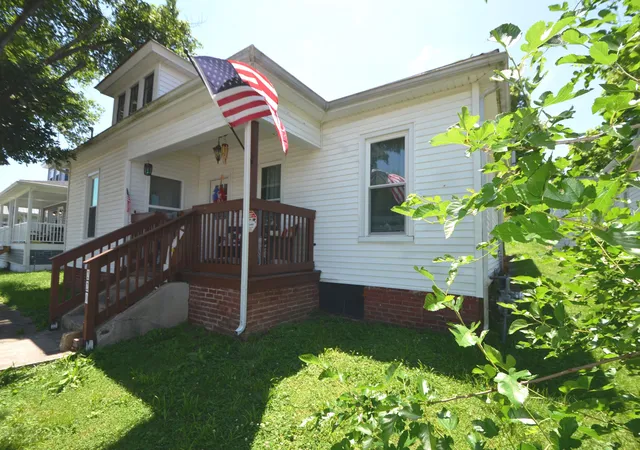 5th image of 220 E Office St, Harrodsburg, KY 40330 | MLS# 26012101