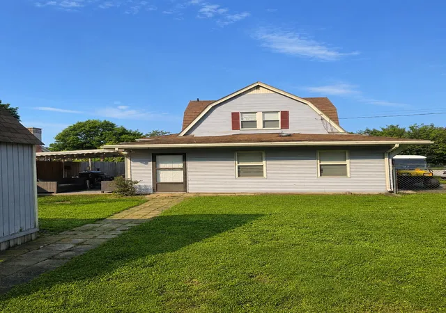 4th image of 2601 W Cumberland Ave, Middlesboro, KY 40965 | MLS# 26012032
