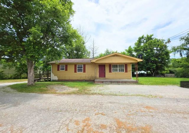 Homes for sale in Barbourville, KY | 46 Waterson Ln, Barbourville, KY 40906 | MLS# 26014001