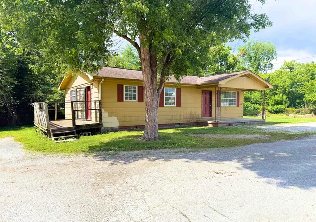 Photo 3 of Single family home for sale at 46 Waterson Ln, Barbourville, KY 40906 | MLS# 26014001 | Listing updated on 2026-07-15