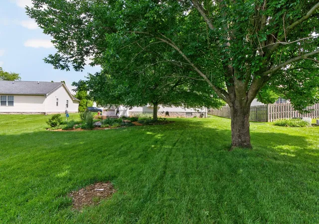 Homes for sale in Versailles, KY | 839 Eagle Crest Dr, Versailles, KY 40383 | MLS# 26012806