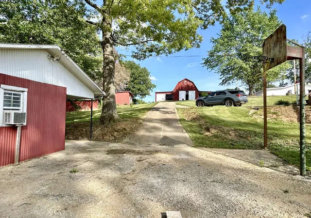 Homes for sale in Nancy, KY | 94 Tarter Cemetery Rd, Nancy, KY 42544 | MLS# 26012171