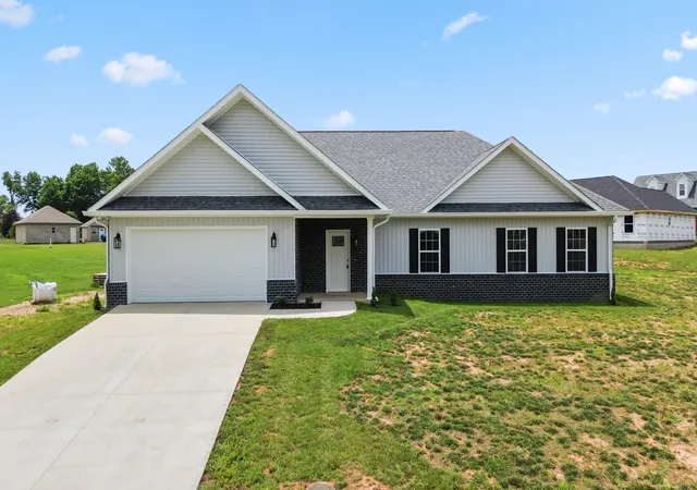 Homes for sale in Nancy, KY | 553 Knoll Ln, Nancy, KY 42544 | MLS# 26012081