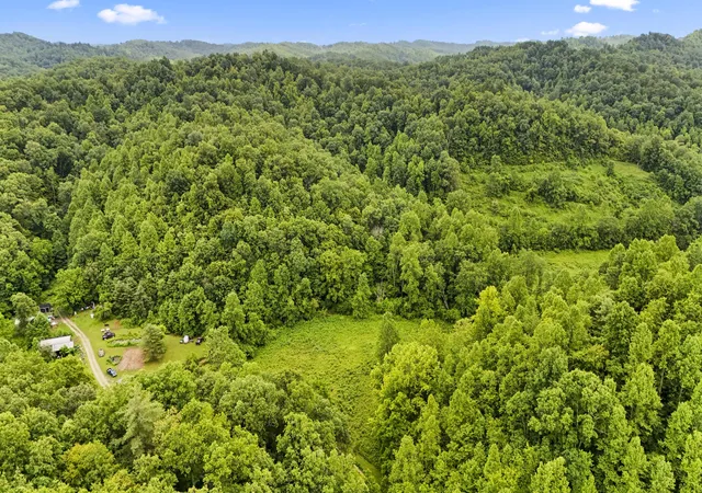 Homes for sale in Campton, KY | 1235 Greenbrier Branch Rd, Campton, KY 41301 | MLS# 26012100