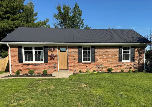 1st image of 137 Oakmont Dr, Nicholasville, KY 40356 | MLS# 26015360