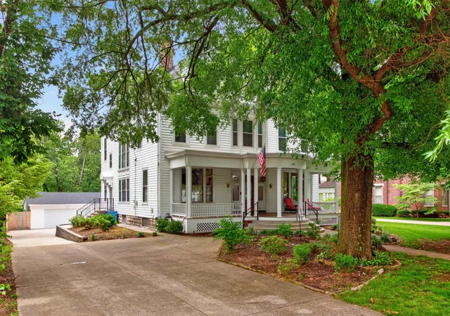Homes for sale in Danville, KY | 229 W Lexington Ave, Danville, KY 40422 | MLS# 26012408