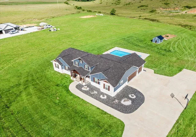 1st image of 668 Slate Lick Rd, London, KY 40741 | MLS# 26012323