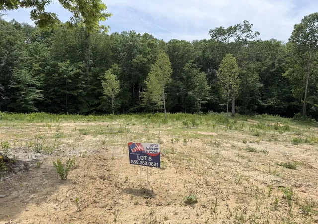 Homes for sale in Irvine, KY | Lot 8 Kenway Dr, Irvine, KY 40336 | MLS# 26012496