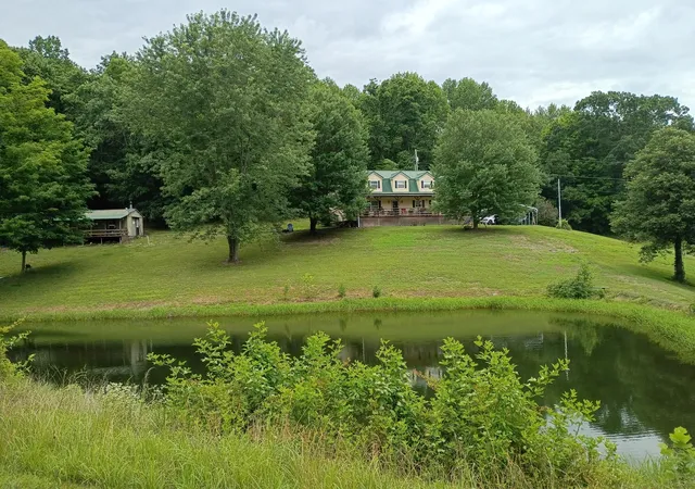 Homes for sale in Hustonville, KY | 417 Clearview Dr, Hustonville, KY 40437 | MLS# 26012255