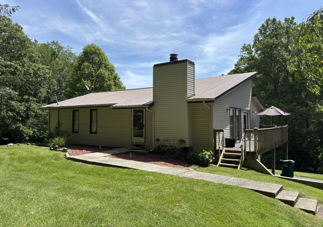 Homes for sale in London, KY | 251 Old State Rd, London, KY 40744 | MLS# 26012265