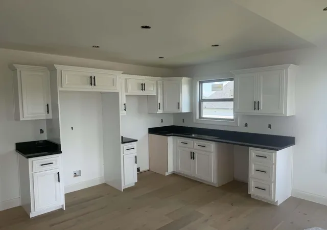 Photo 3 of Sale Pending at 136 Cloyd Ln, London, KY 40741 | MLS# 26012495 | Listing updated on 2026-08-30