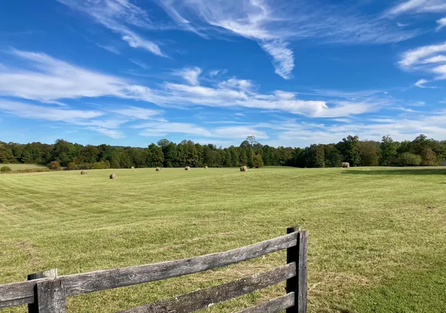 Homes for sale in Beattyville, KY | 1235 Long Branch Land, Beattyville, KY 41311 | MLS# 26012541