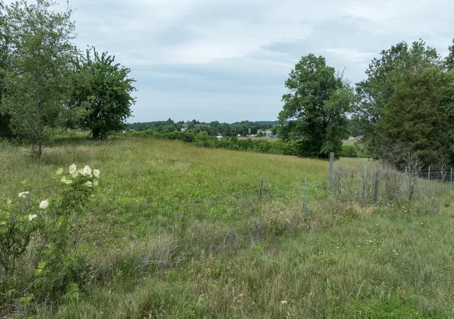 Homes for sale in Crab Orchard, KY | 192 Fletcher Ln, Crab Orchard, KY 40419 | MLS# 26012784