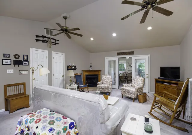 Homes for sale in Versailles, KY | 191 Bunton Rd, Versailles, KY 40383 | MLS# 26012716