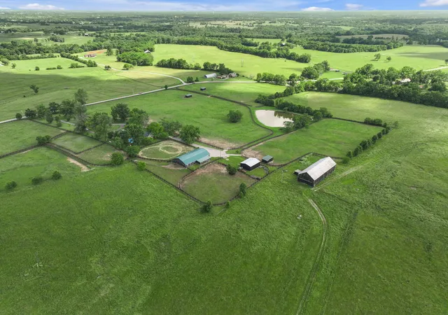 2nd image of 255 Shryocks Ferry Rd, Versailles, KY 40383 | MLS# 26012520