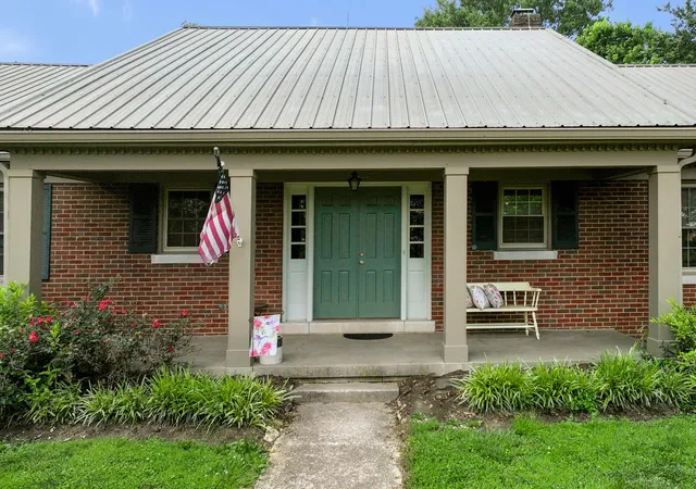 3rd image of 255 Shryocks Ferry Rd, Versailles, KY 40383 | MLS# 26012520