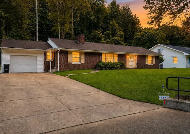 Homes for sale in Morehead, KY | 485 N Wilson Ave, Morehead, KY 40351 | MLS# 26012659