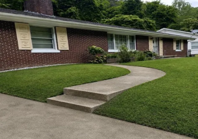 Homes for sale in Morehead, KY | 485 N Wilson Ave, Morehead, KY 40351 | MLS# 26012659
