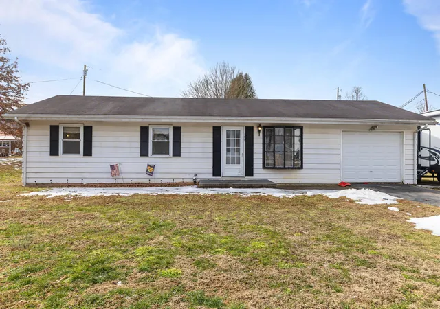Homes for sale in Vanceburg, KY | 178 Indian Hills Circle, Vanceburg, KY 41179 | MLS# 26012550