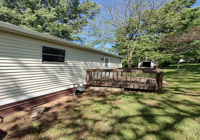 Homes for sale in Carlisle, KY | 105 Pineview Ln, Carlisle, KY 40311 | MLS# 26012637