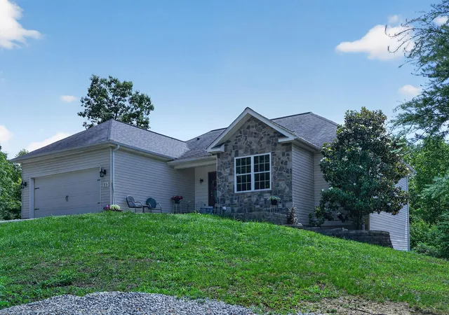 Homes for sale in Morehead, KY | 85 Bear Path, Morehead, KY 40351 | MLS# 26012629