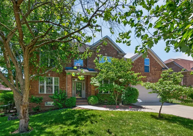Photo 2 of Single family home for sale at 2228 Barnwell Ln, Lexington, KY 40513 | MLS# 26012846 | Listing updated on 2026-09-13