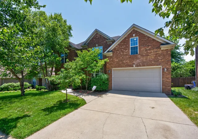 Photo 3 of Single family home for sale at 2228 Barnwell Ln, Lexington, KY 40513 | MLS# 26012846 | Listing updated on 2026-09-13