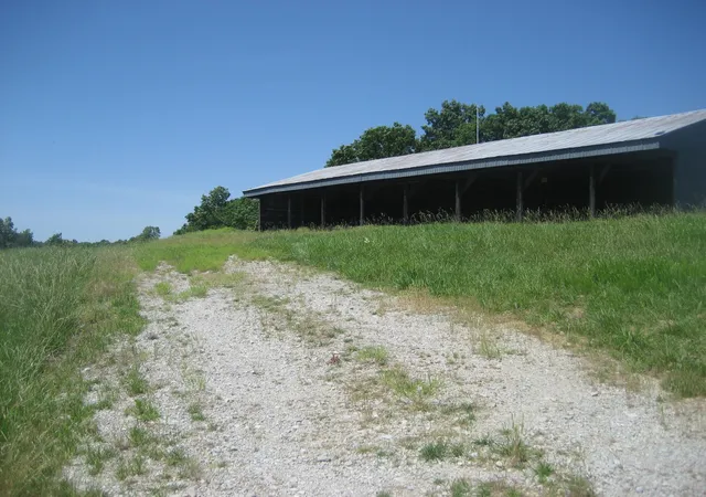 Homes for sale in Lawrenceburg, KY | 1234 Kays Rd, Lawrenceburg, KY 40342 | MLS# 26012644