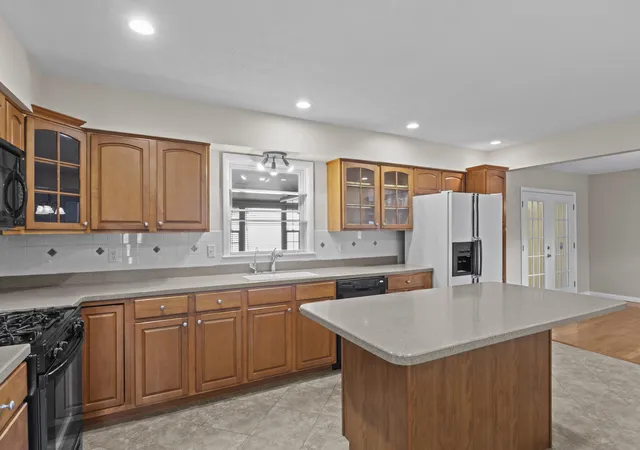2nd image of 3173 Trinity Rd, Lexington, KY 40503 | MLS# 26015239