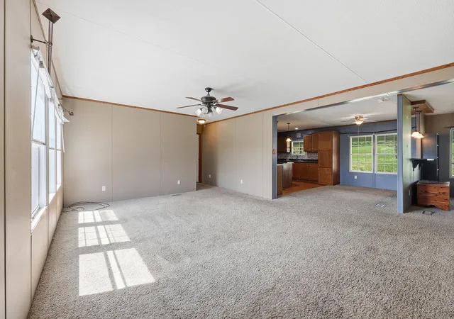 Homes for sale in Lawrenceburg, KY | 1303 Versailles Rd, Lawrenceburg, KY 40342 | MLS# 26014197