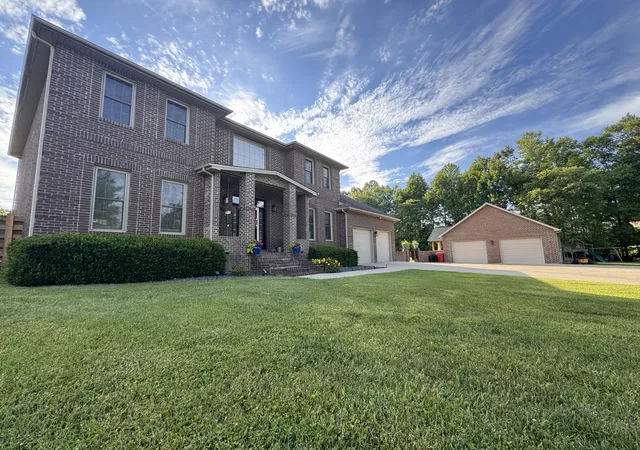 Single family home for sale at 316 Ruby Ct, London, KY 40744 | MLS# 26012871