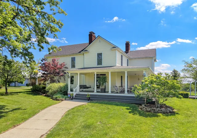 Photo 3 of Sale Pending at 383 Moran Summit Rd, Richmond, KY 40475 | MLS# 26012748 | Listing updated on 2026-08-21